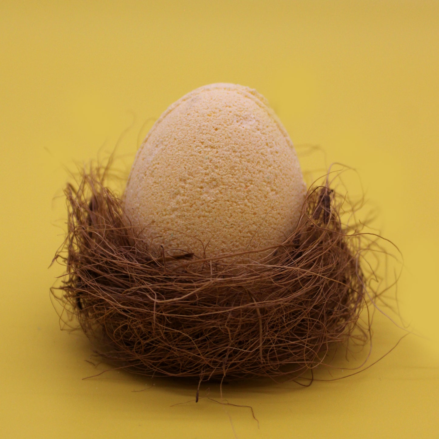 Tray of 30 Bath Eggs - Banana