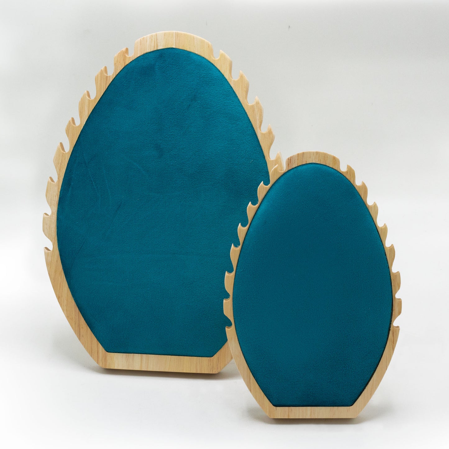 Small Oval Necklace Display 19x13cm