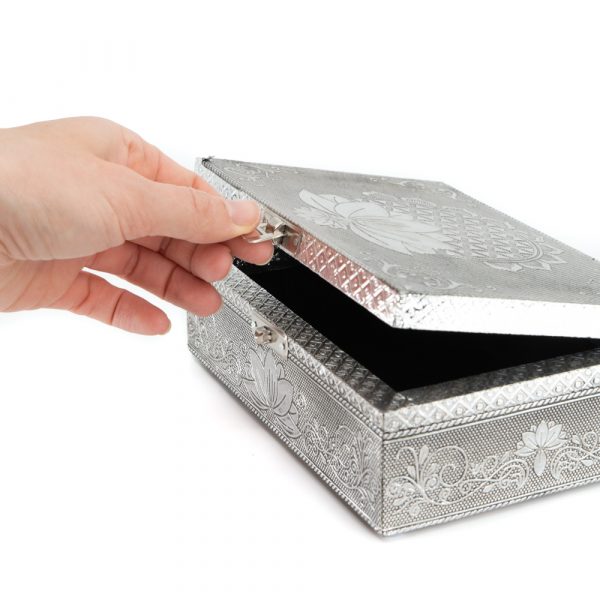 Lotus Styled Oracle Card Box (Silver)