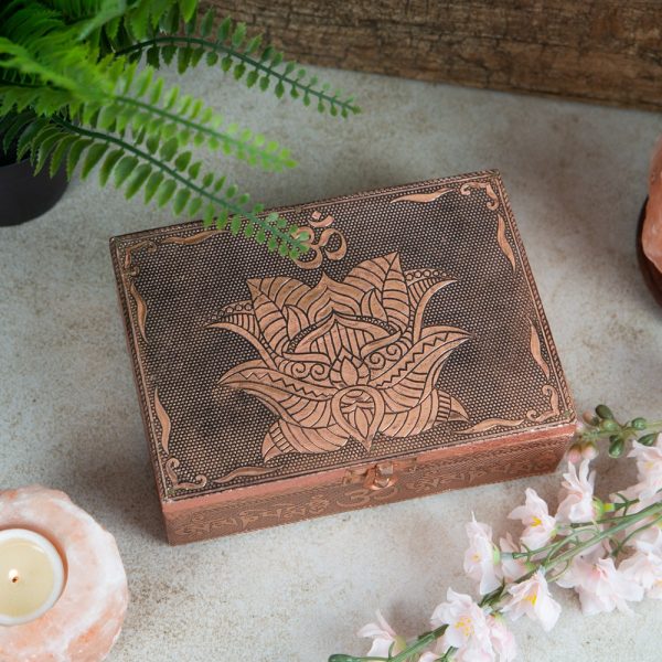 Lotus Styled Oracle Card Box (Bronze)