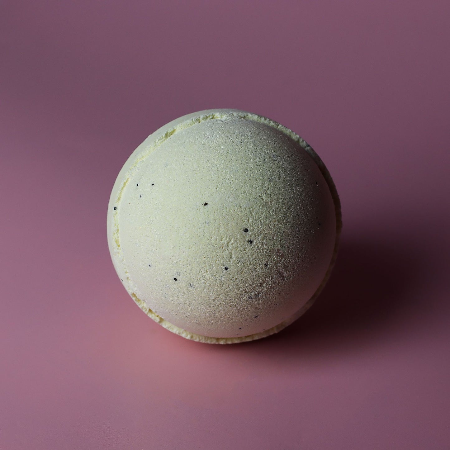 Simply Vanilla Bath Bomb (16 Pack)