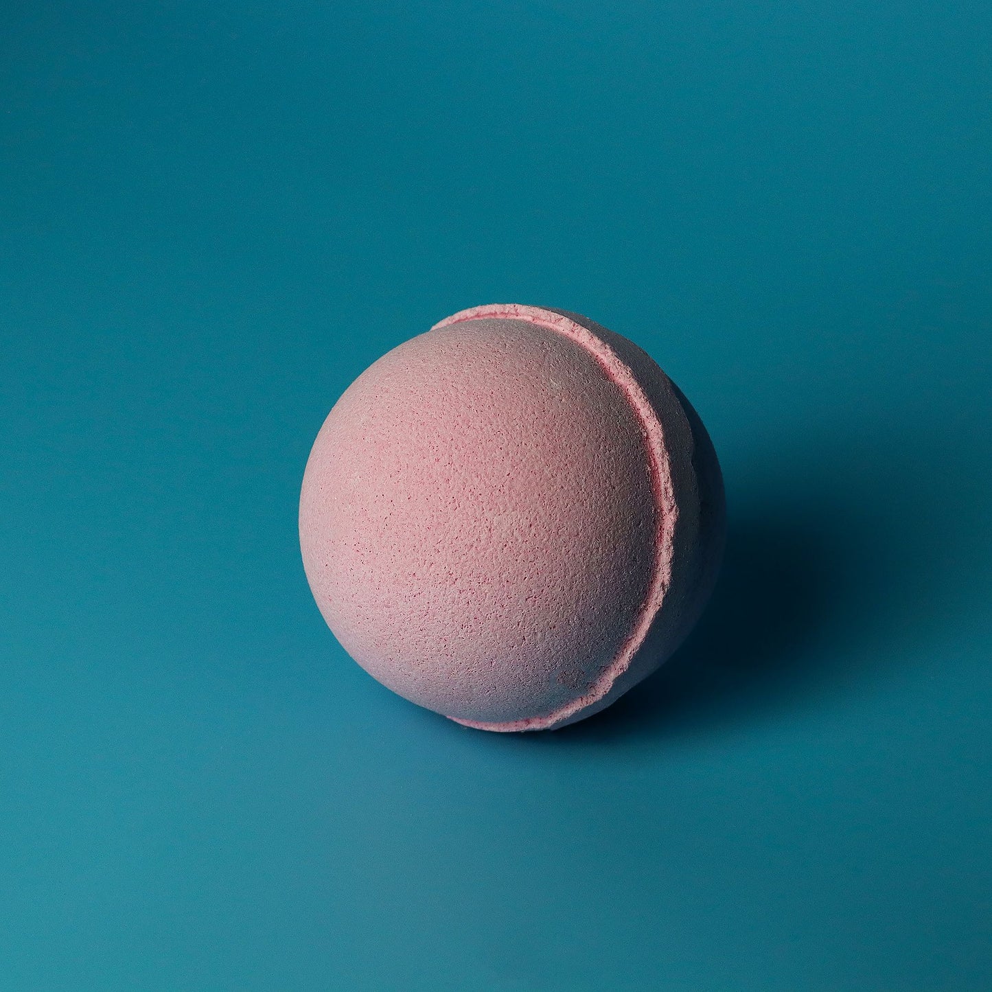 Very Berry Bath Bomb (16 Pack)