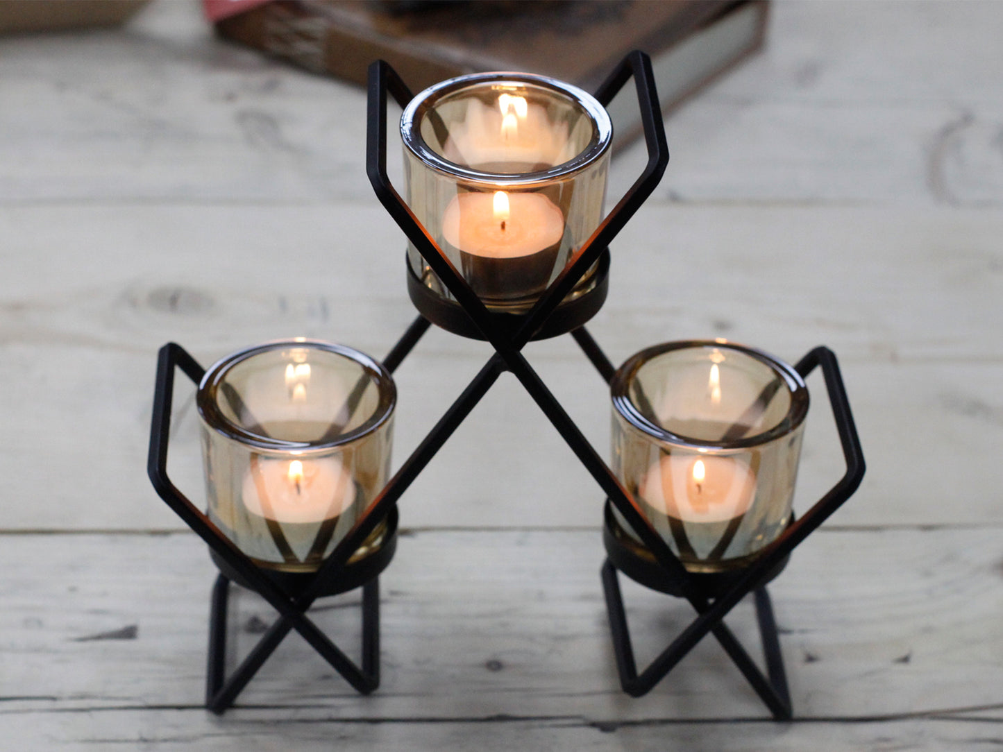 Centrepiece Iron Votive Candle Holder - 3 Cup Triangle