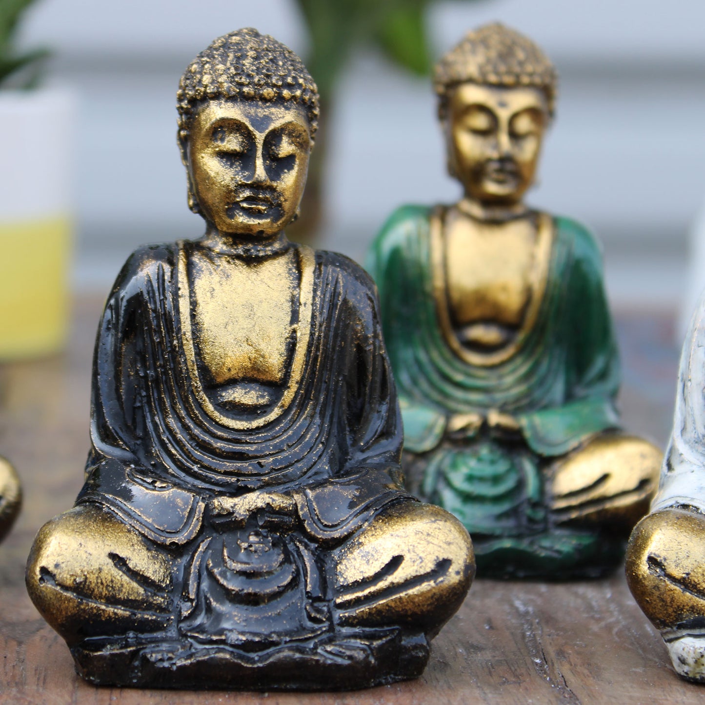 Gold Mini Buddha - 6 Pack (Assorted Colours)