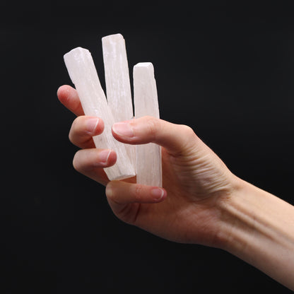 Selenite Stick Raw Crystal - Natural Stone 7-10cm