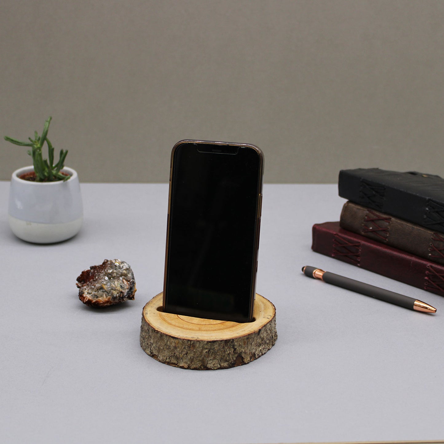 Small Log Phone Holder (slot) - Natural