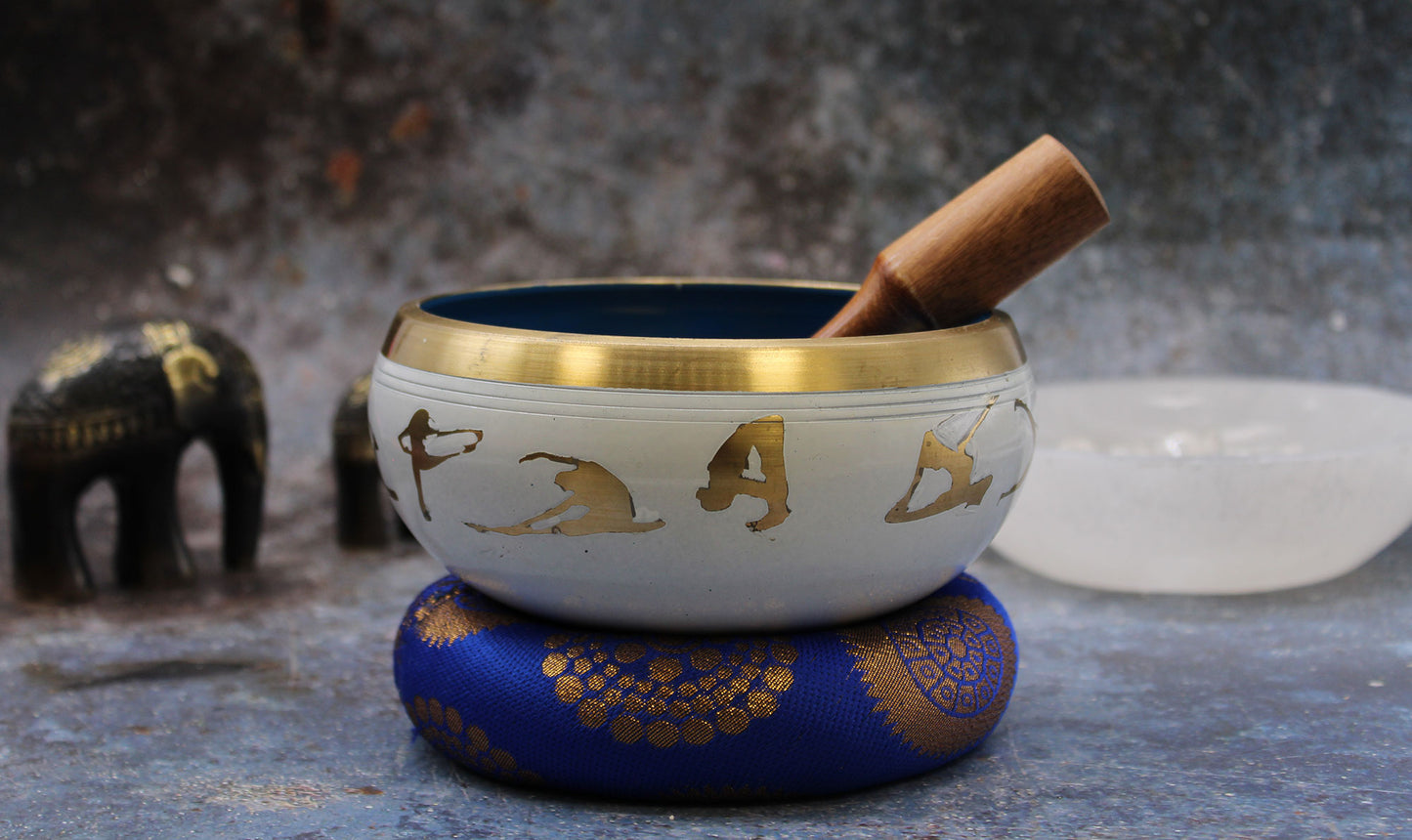 Lrg Yoga Moves Singing Bowl Set- White/Blue 14cm