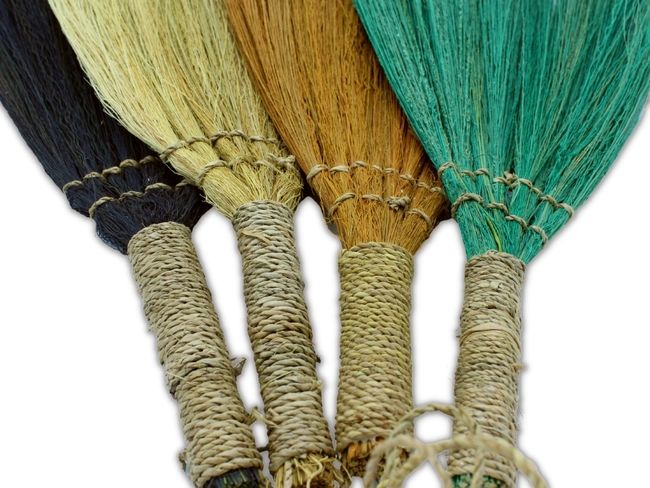 Set 4 - Pampus Fan Broom - Mixed colours & size