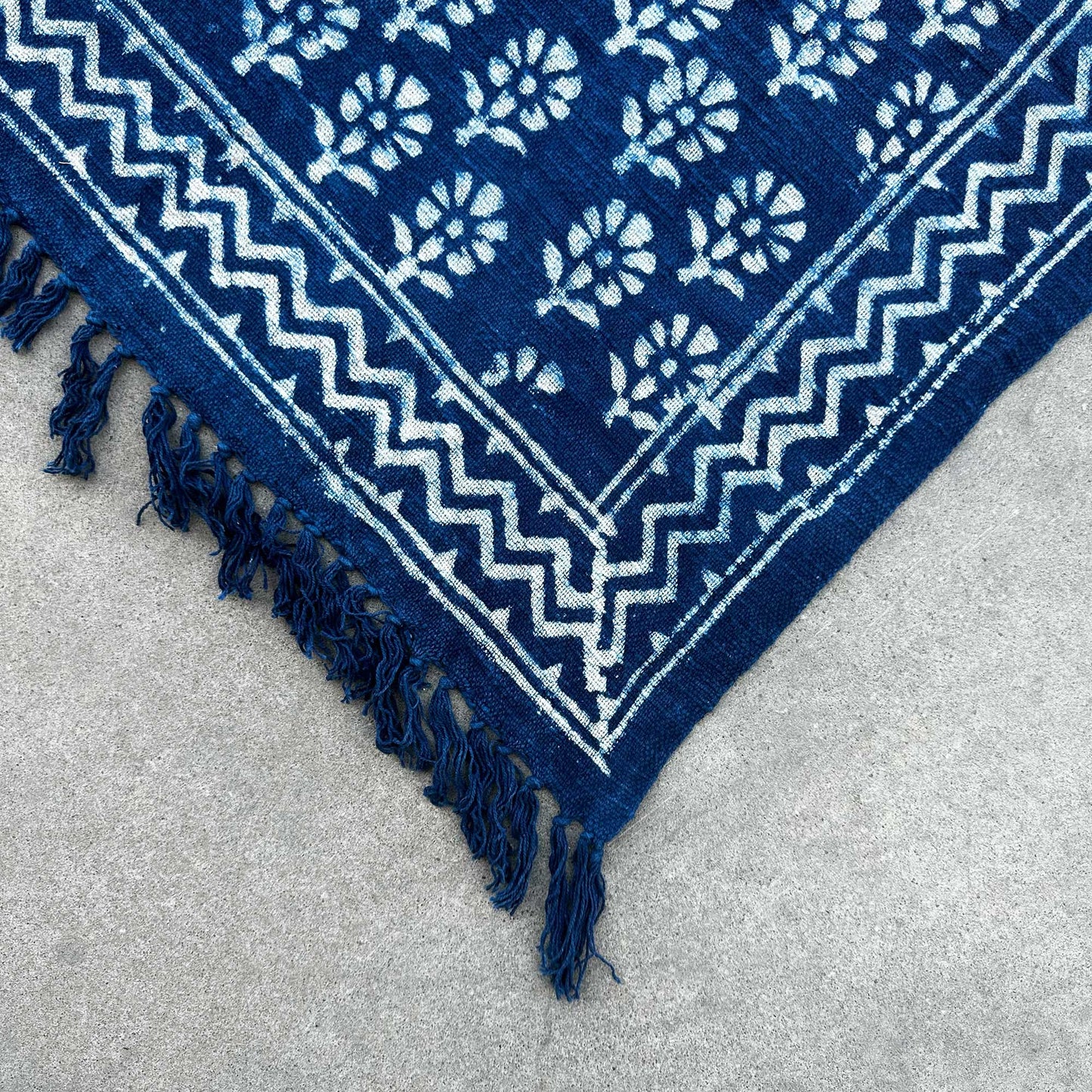 Handmade Indigo Throw - 170x120cm - Chhota Flower