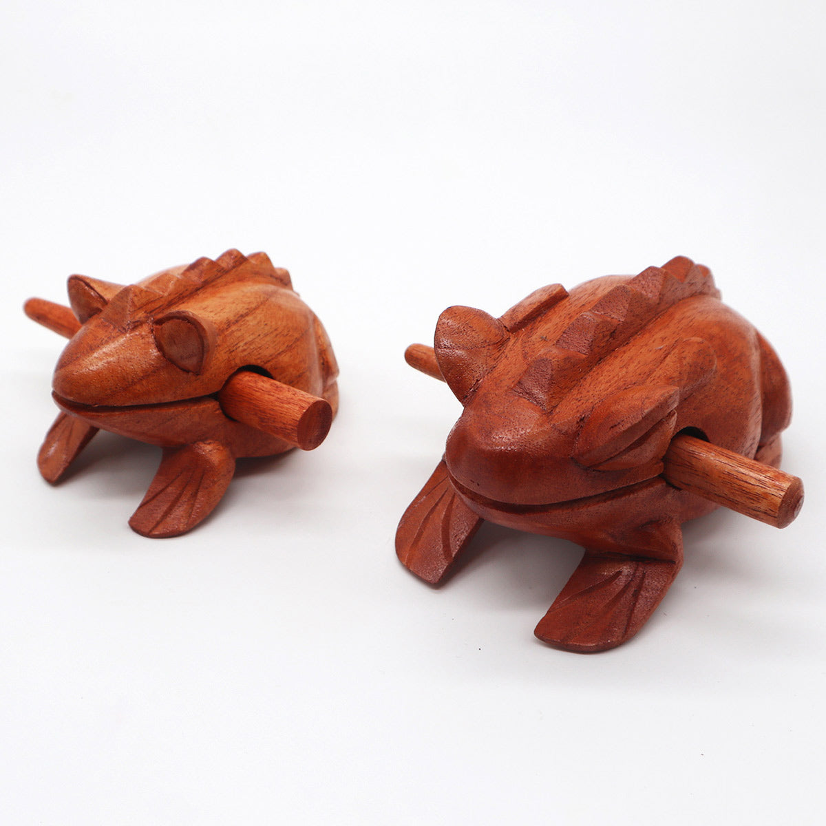 Small Croaking Wooden Frog