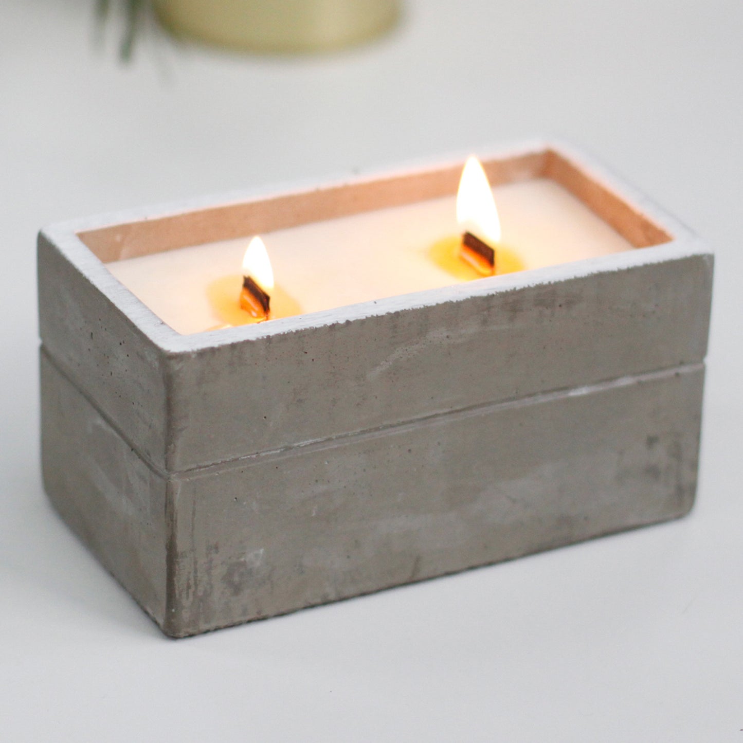 Large Concrete Soy Woodwick Candle  - Clove & Dark Sandal