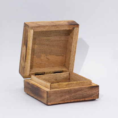 Med Square Box 13.5x13.5x6cm